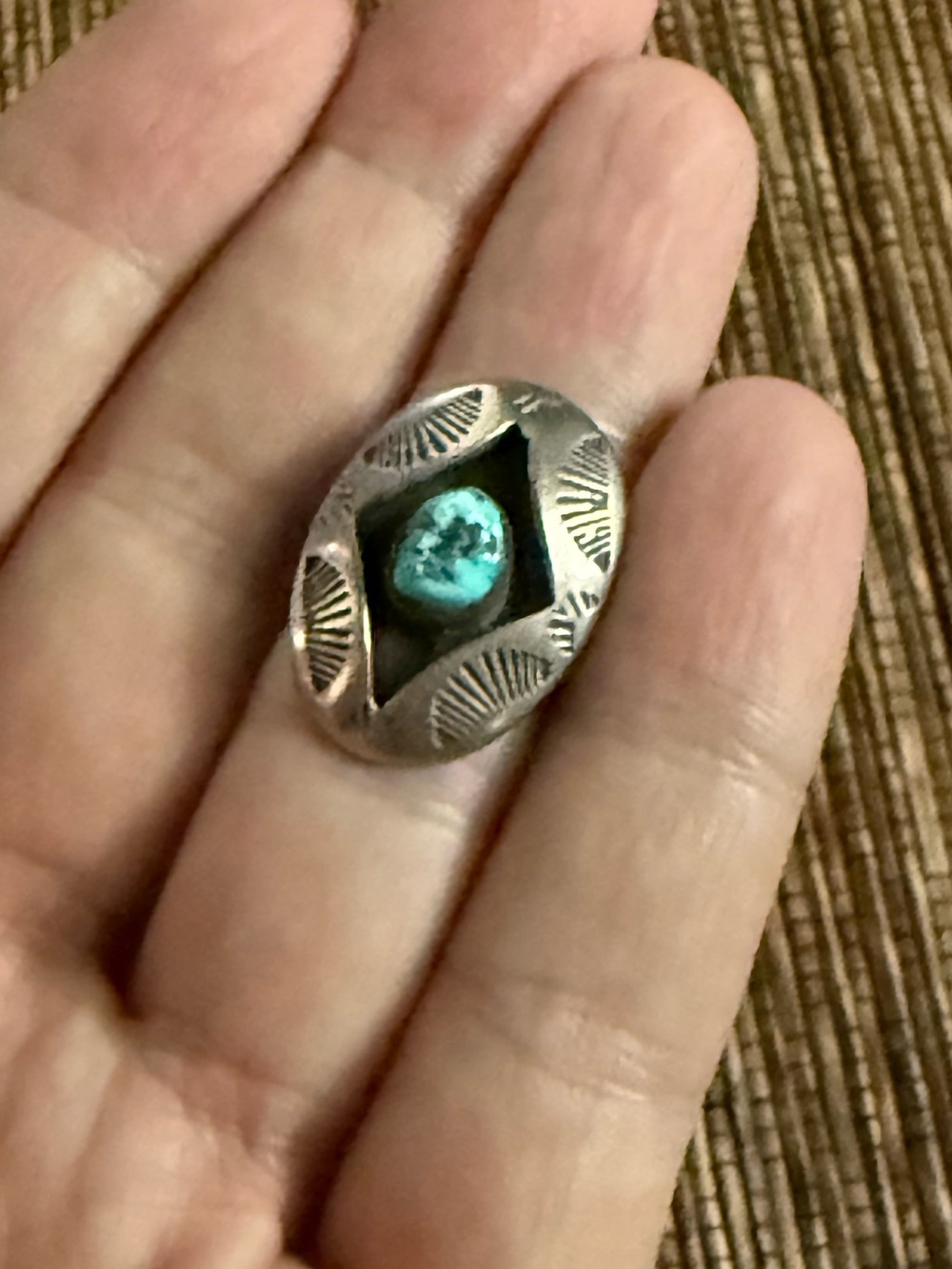 Navajo Turquoise Ring Size 7 Vintage Modernist Shadow Box